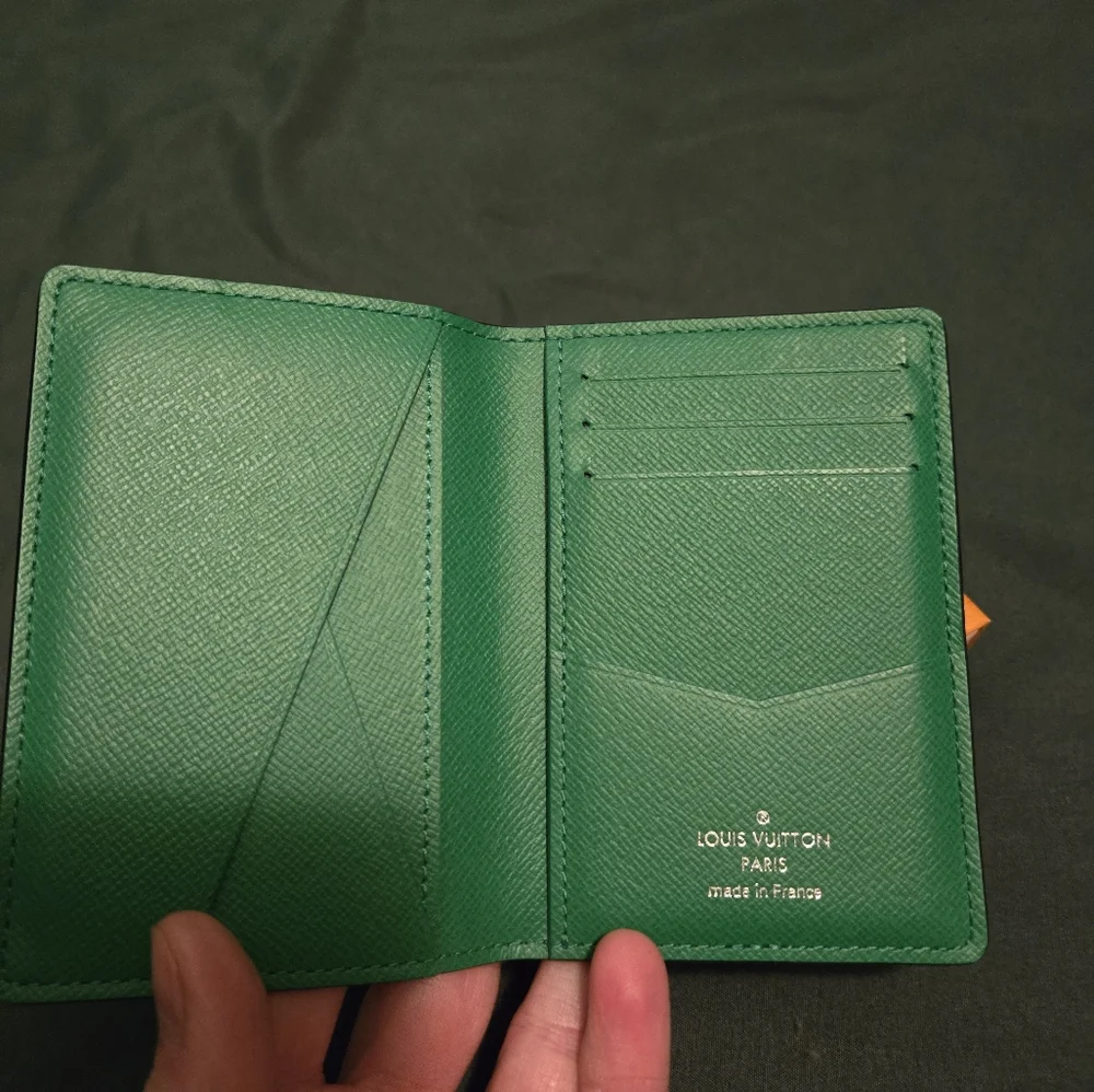 Louis Vuttion pocket organizer - Picture 2 of 3